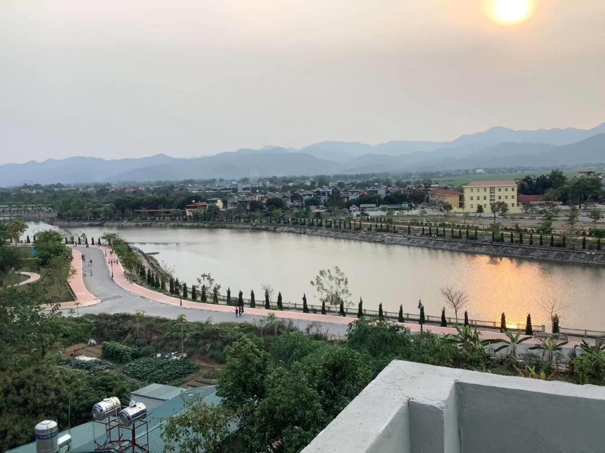 Bed and Breakfast Nha Nghi Minh Thuy Дьенбьенфу Экстерьер фото